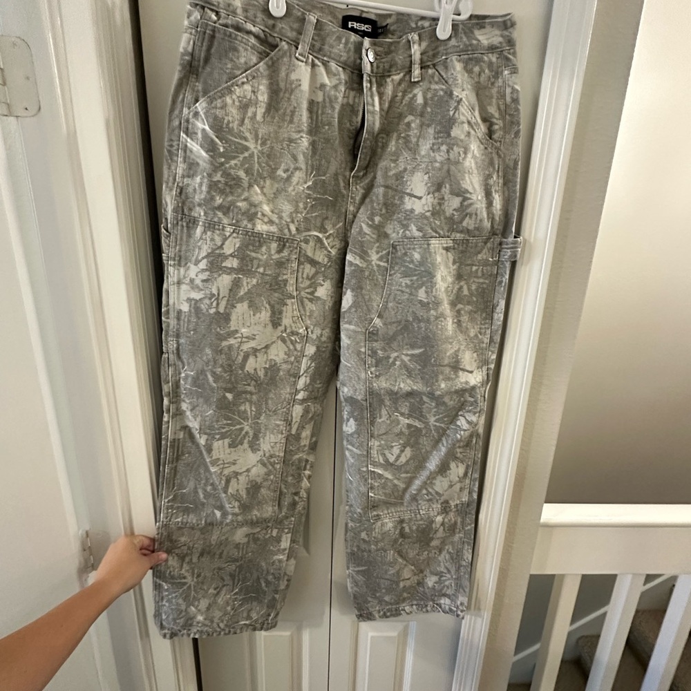 Men’s Camouflage Cargo Pants